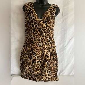 Express Leopard dress size 8 Pit To Pit 16.5 Waist 30” Long 30” Reversible